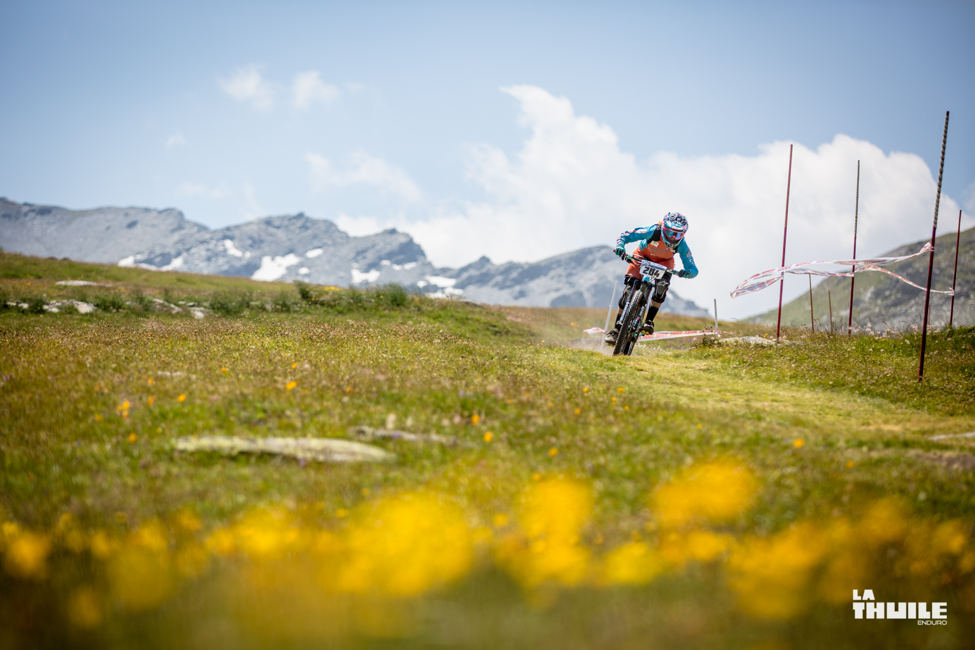 http://www.rockinthemiddle.com/images/blog/wp-uploads/2015/06/LaThuileEnduro2015-GaraSabatolow-113.jpg